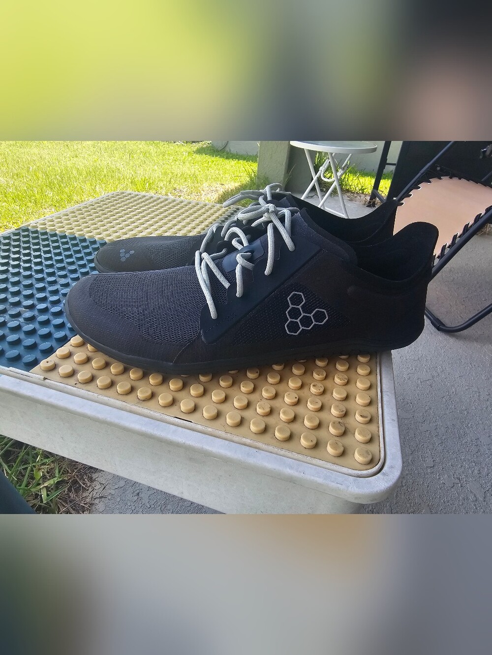 Size 11 - Vivobarefoot Primus Lite IV - Black
